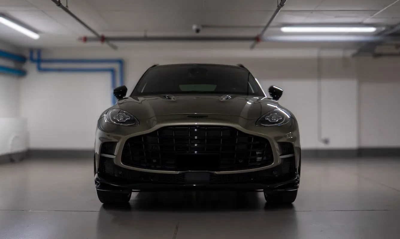 Aston Martin DBX 707 — 3
