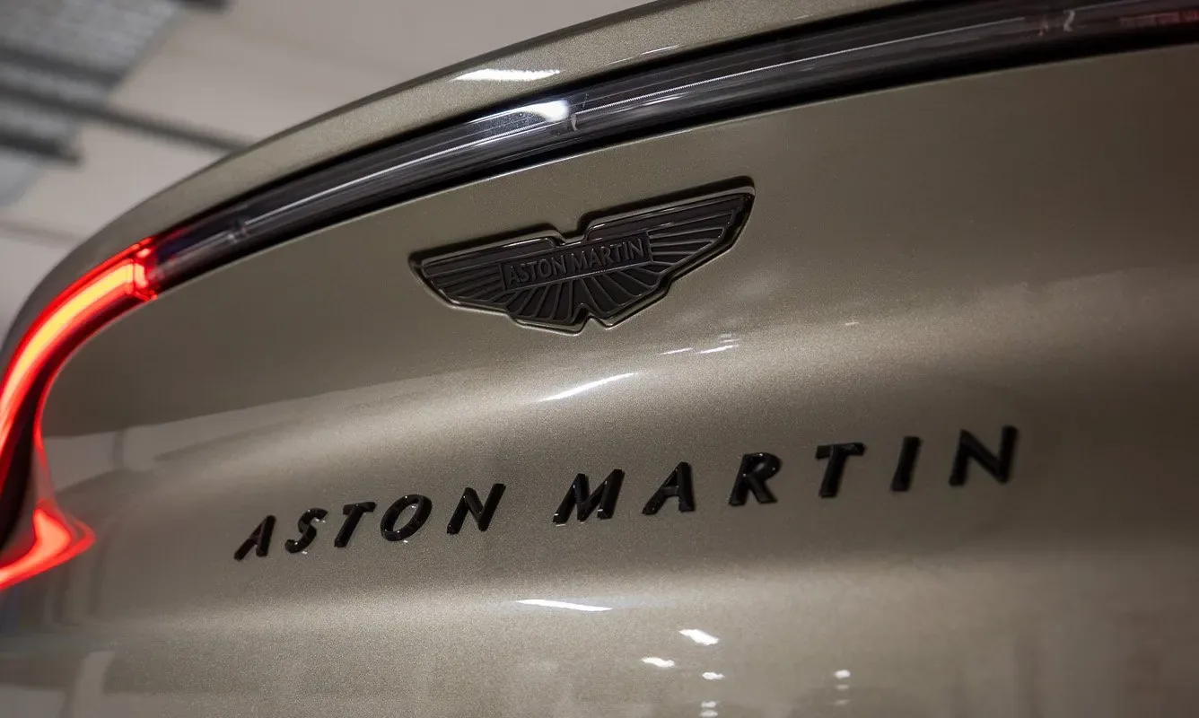 Aston Martin DBX 707 — 11