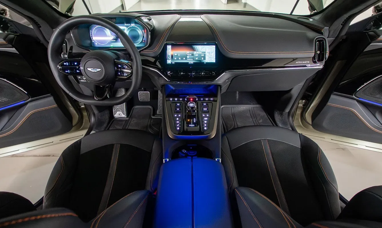Aston Martin DBX 707 — 13
