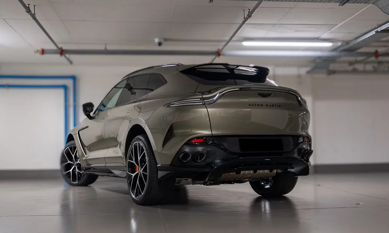 Aston Martin DBX 707 — 5