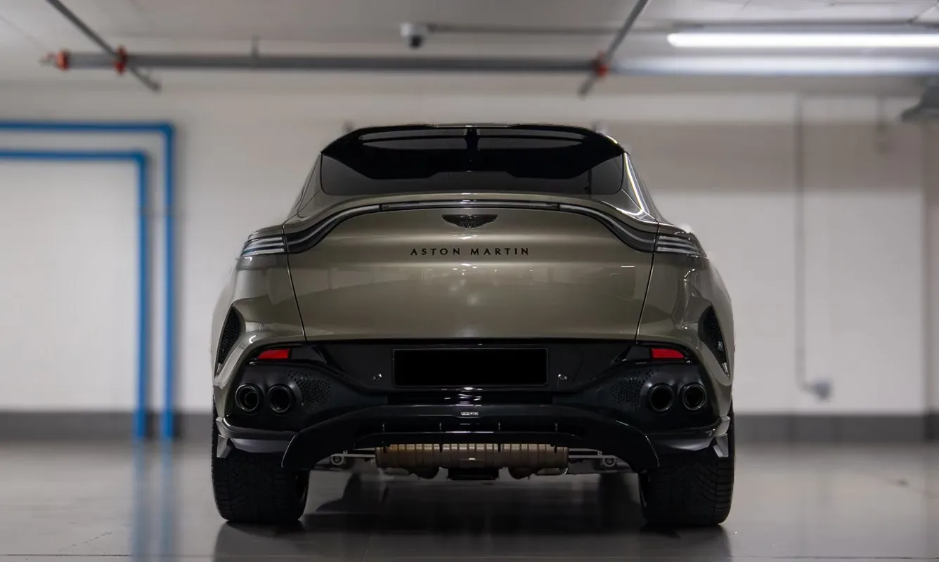 Aston Martin DBX 707 — 7