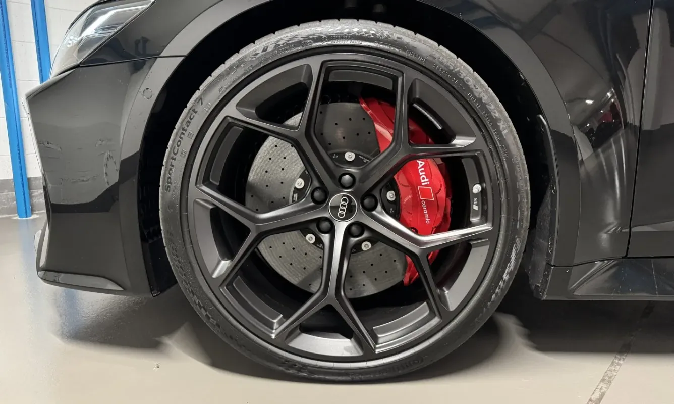 Audi RS6 Avant Performance — 8