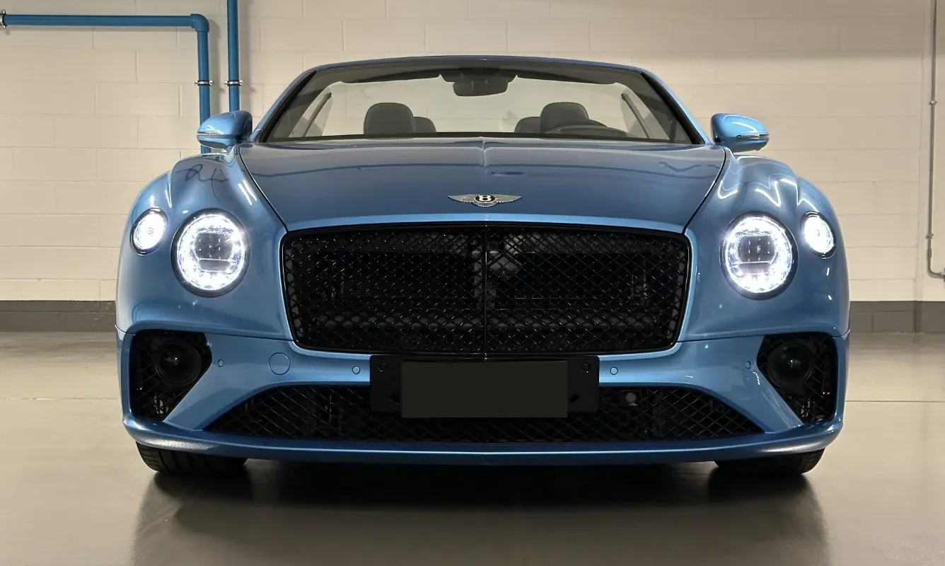 Bentley Continental GTC V8 — 3