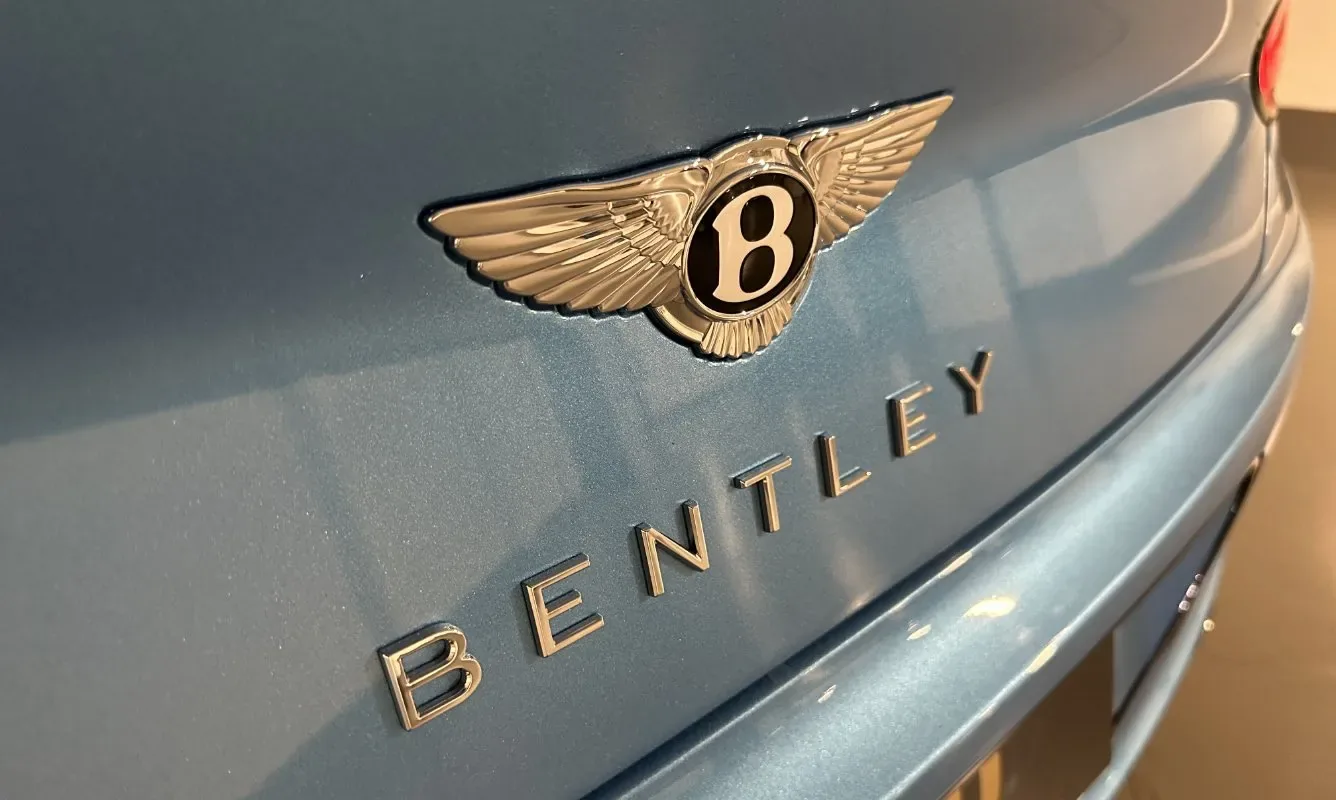 Bentley Continental GTC V8 — 13
