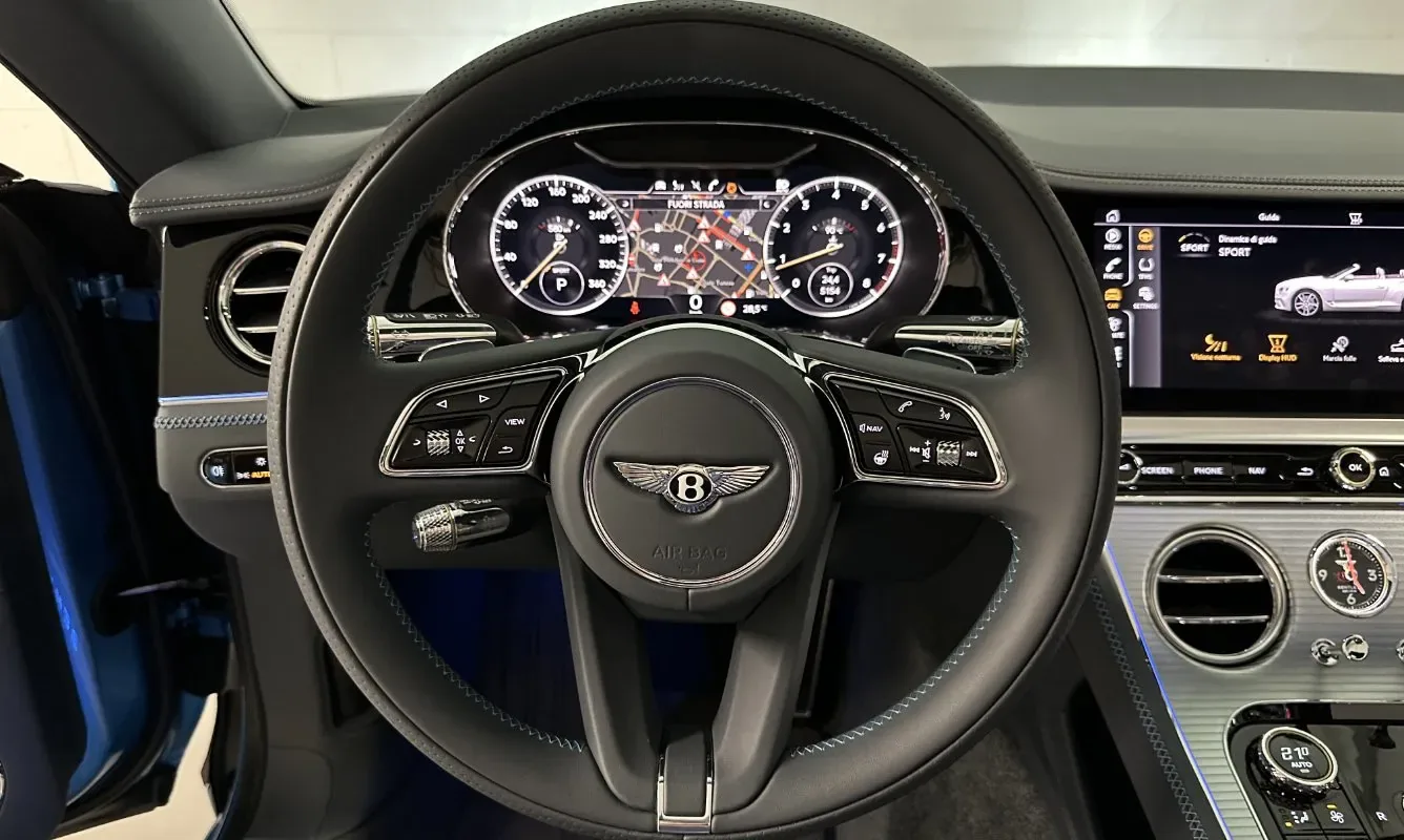 Bentley Continental GTC V8 — 17