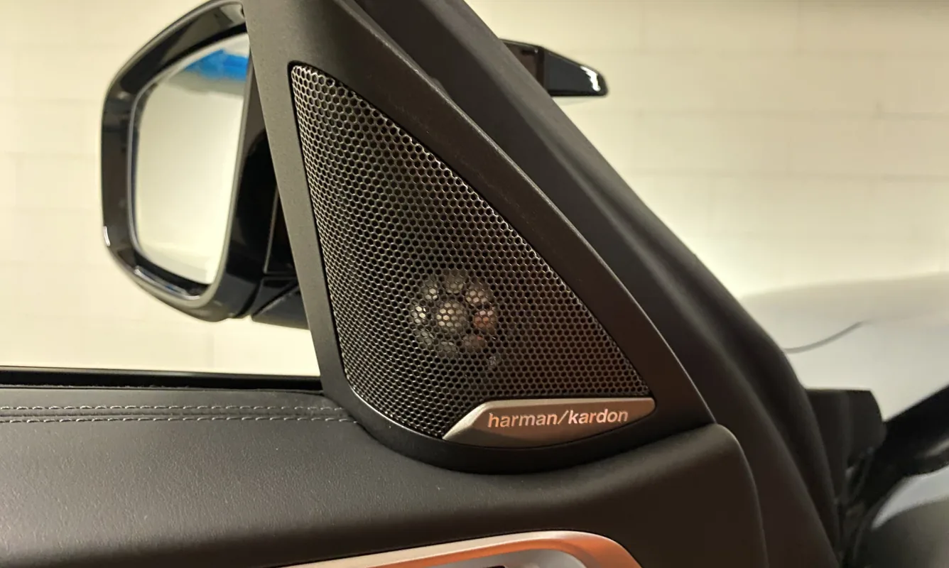 BMW M4 Competition Cabrio xDrive — 12