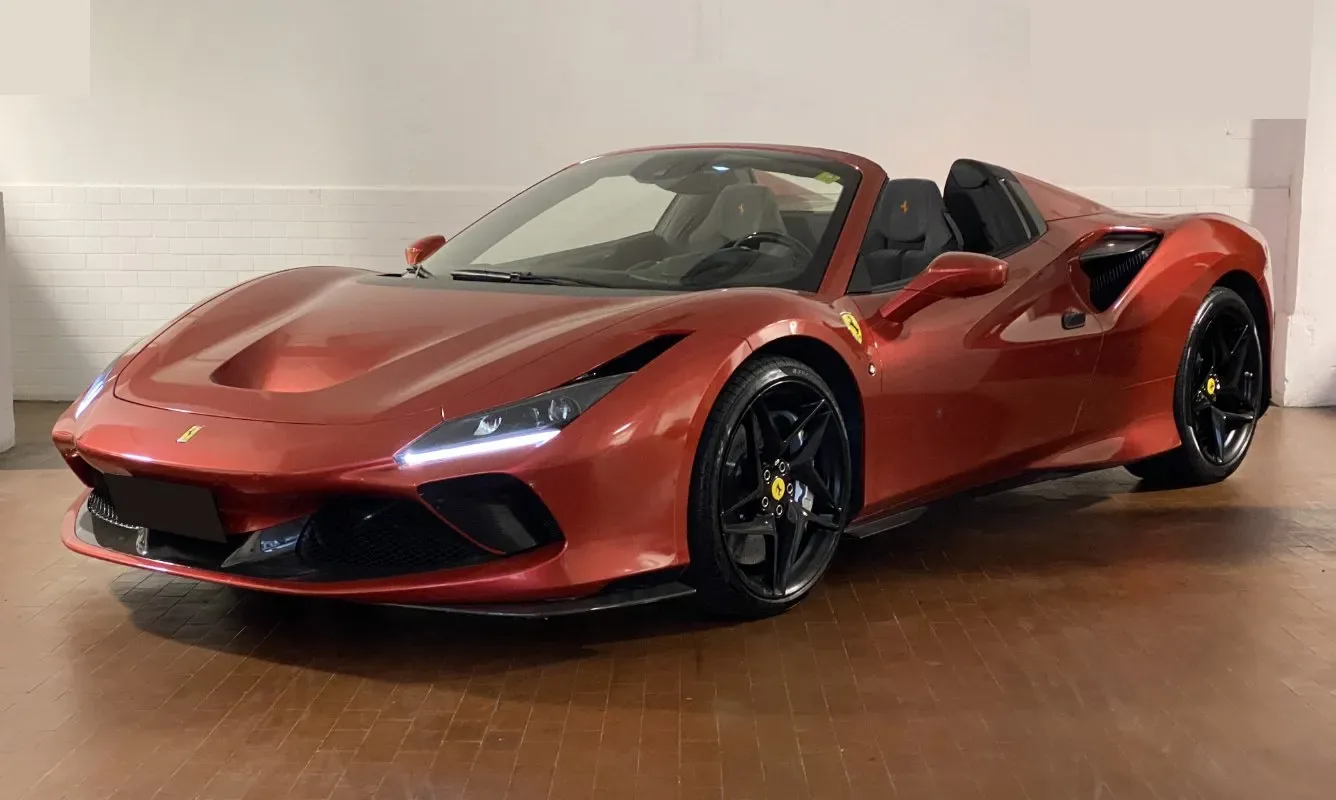 Ferrari F8 Spider — 1