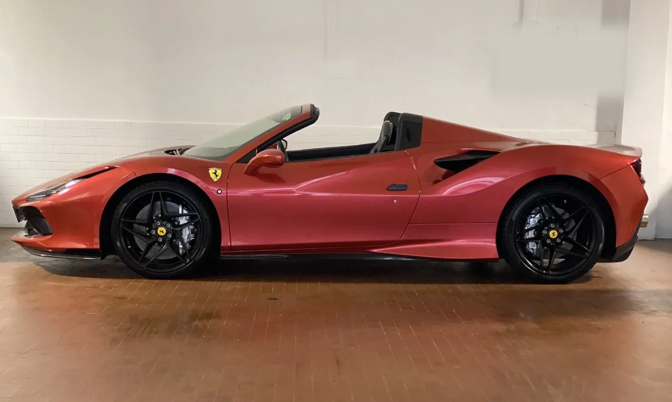 Ferrari F8 Spider — 4