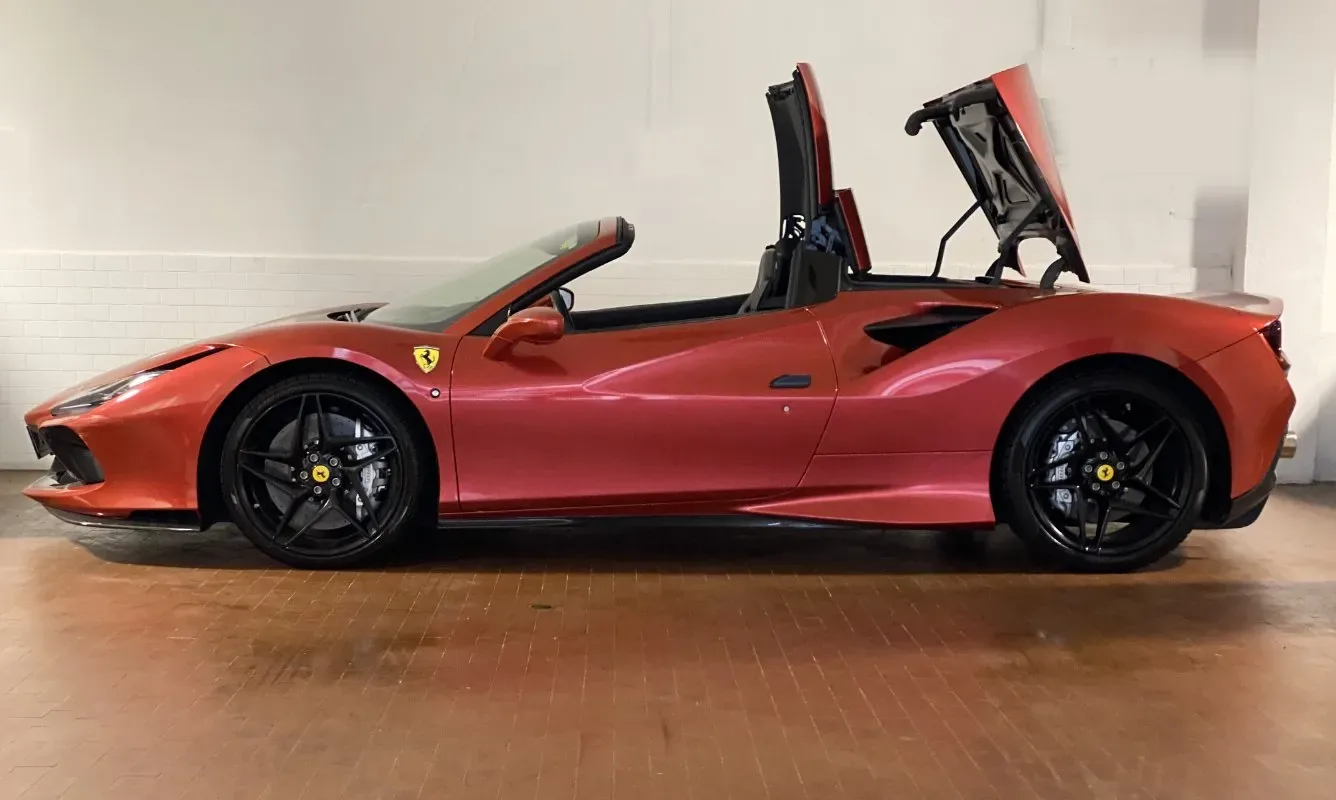 Ferrari F8 Spider — 5