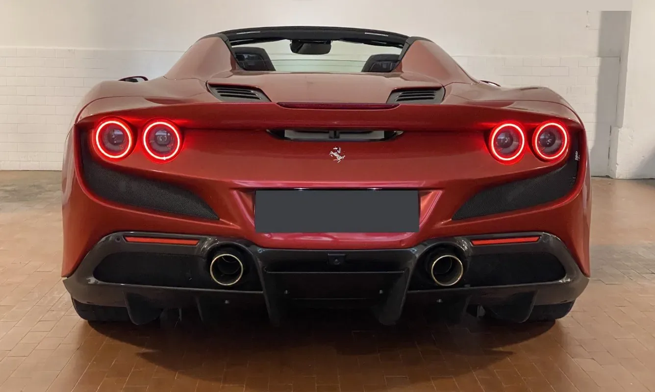 Ferrari F8 Spider — 9