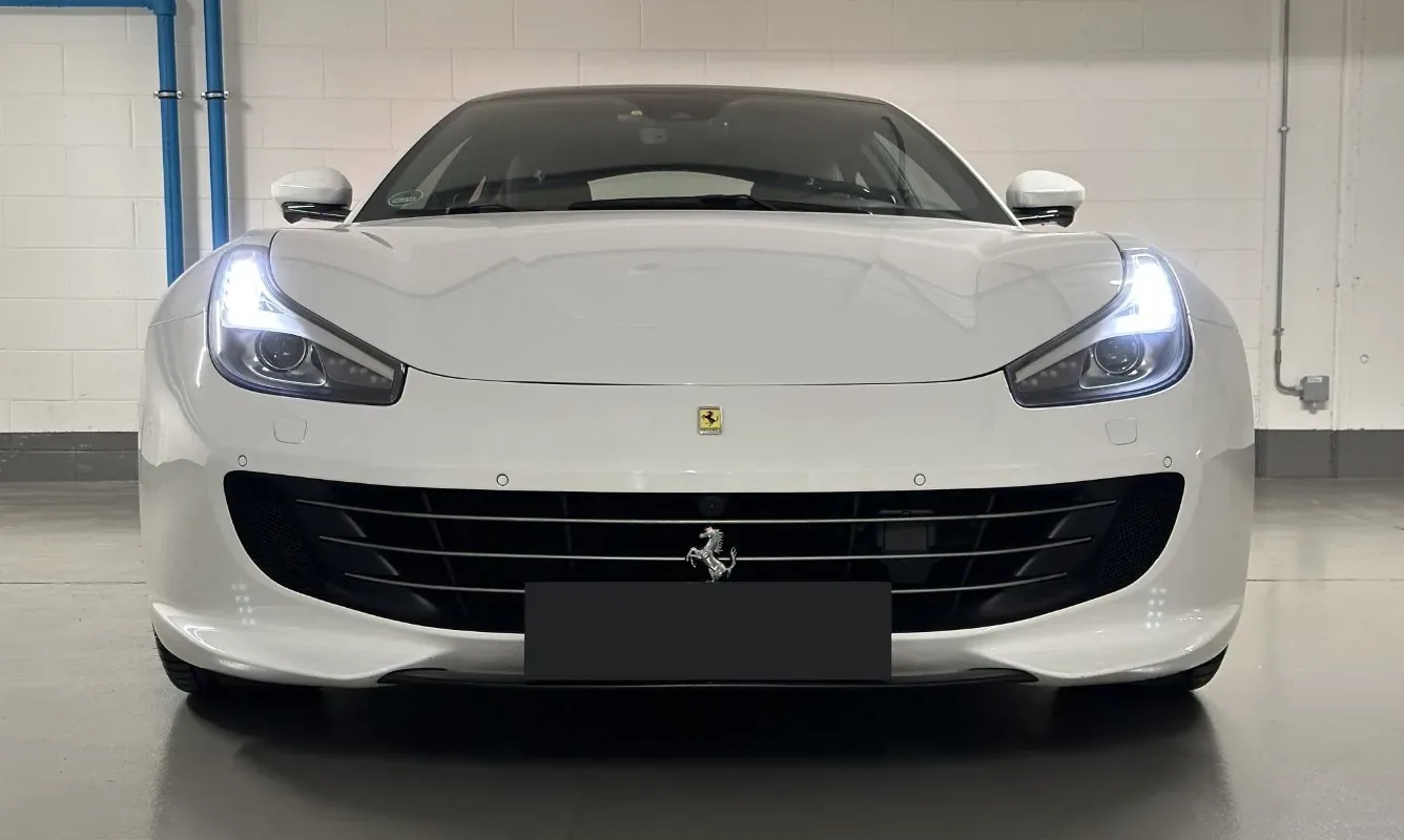 Ferrari GTC4 Lusso T — 3