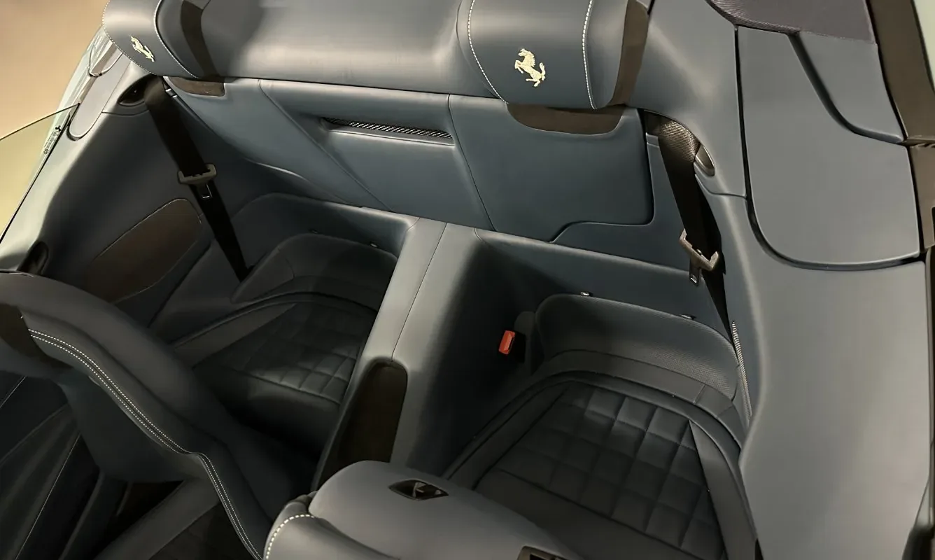 Ferrari Roma Spider — 18