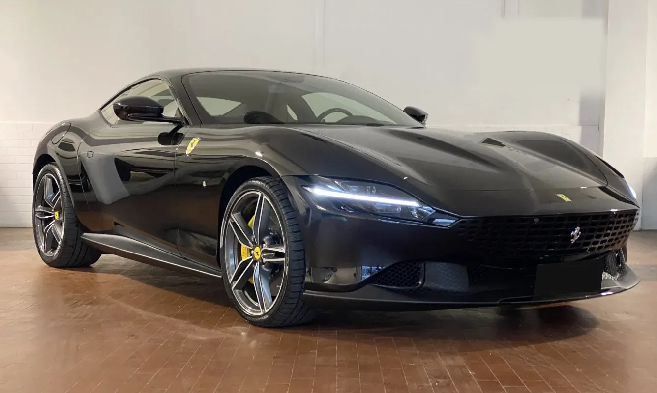 Ferrari Roma — 2