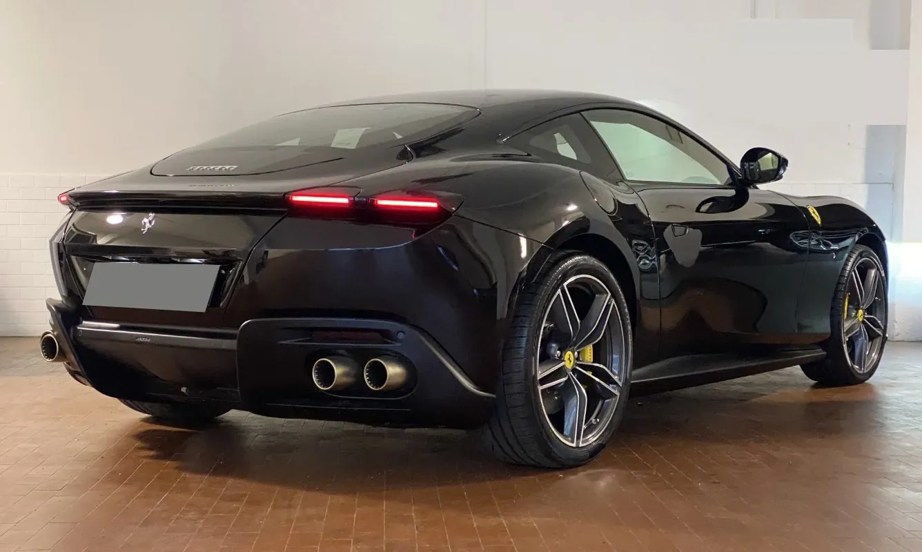 Ferrari Roma — 6