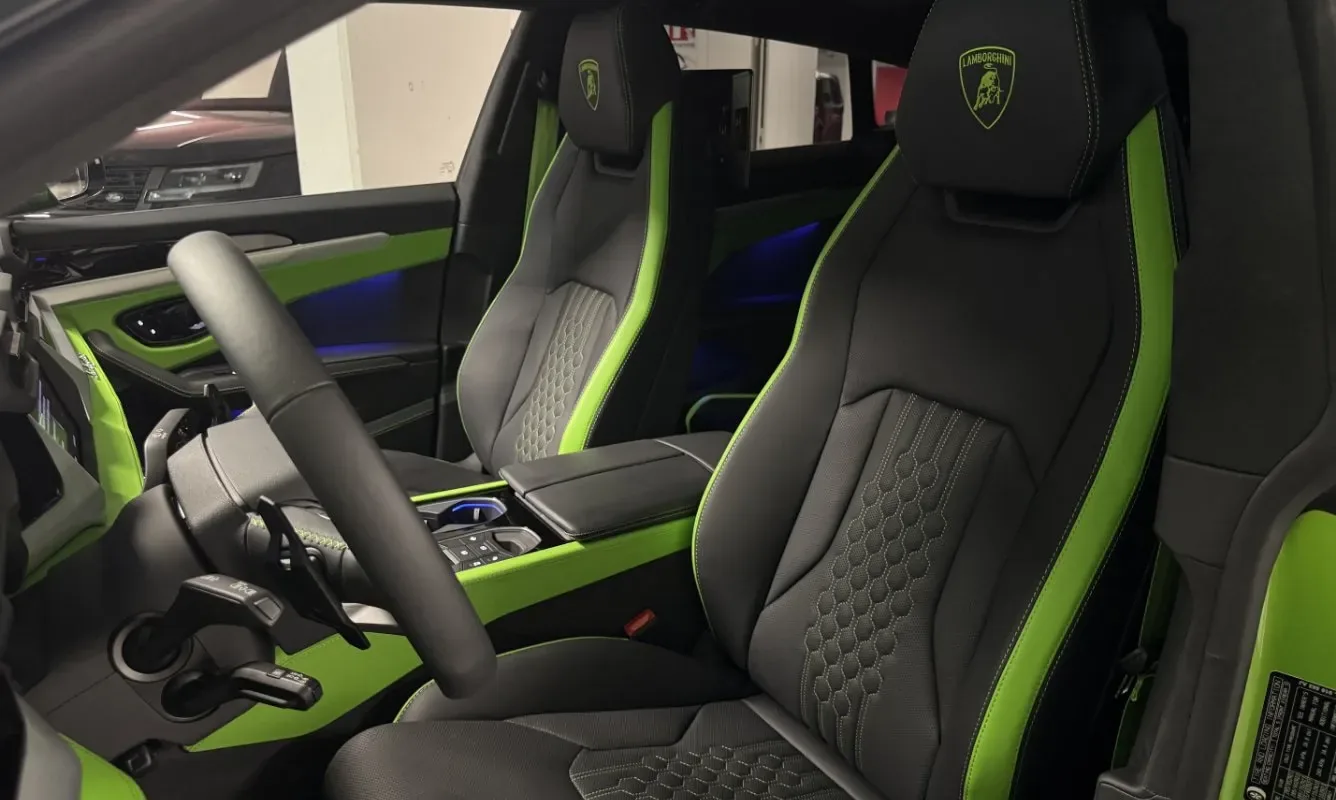 Lamborghini Urus SE — 15