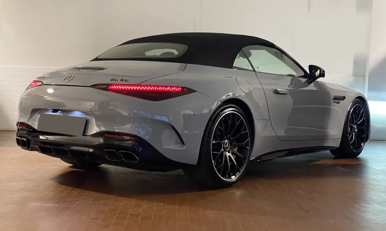 Mercedes-AMG SL 63 4MATIC+ Roadster — 8
