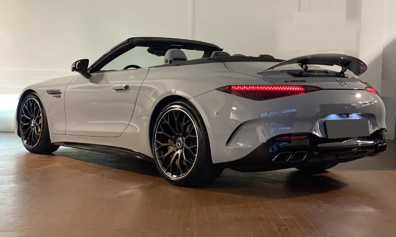 Mercedes-AMG SL 63 4MATIC+ Roadster — 7