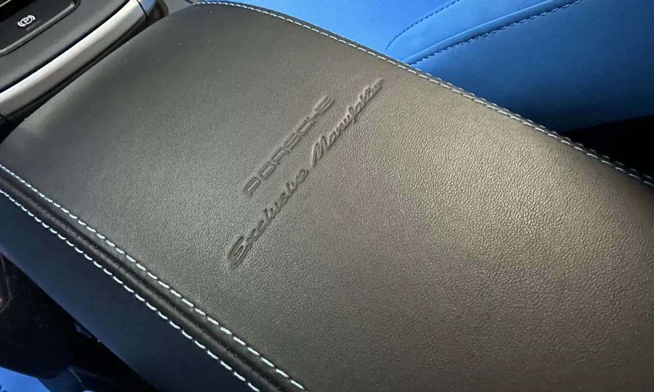 Porsche 911 Carrera 4 GTS Cabriolet — 11