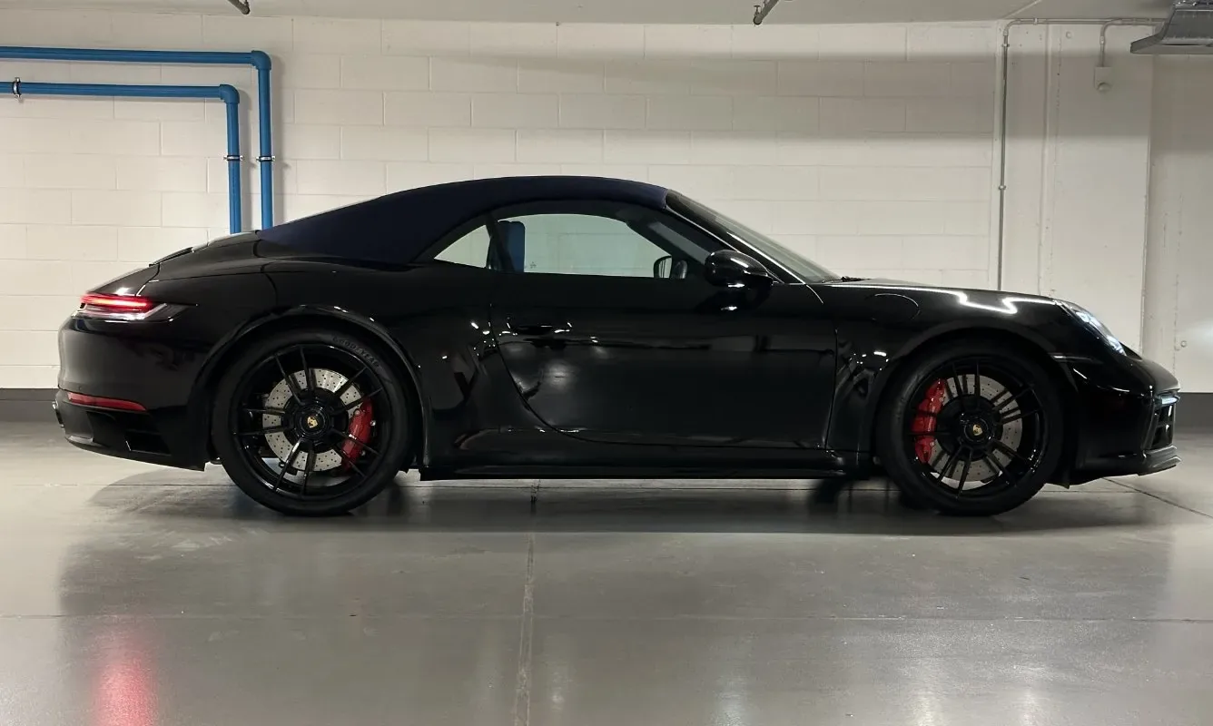 Porsche 911 Carrera 4 GTS Cabriolet — 5