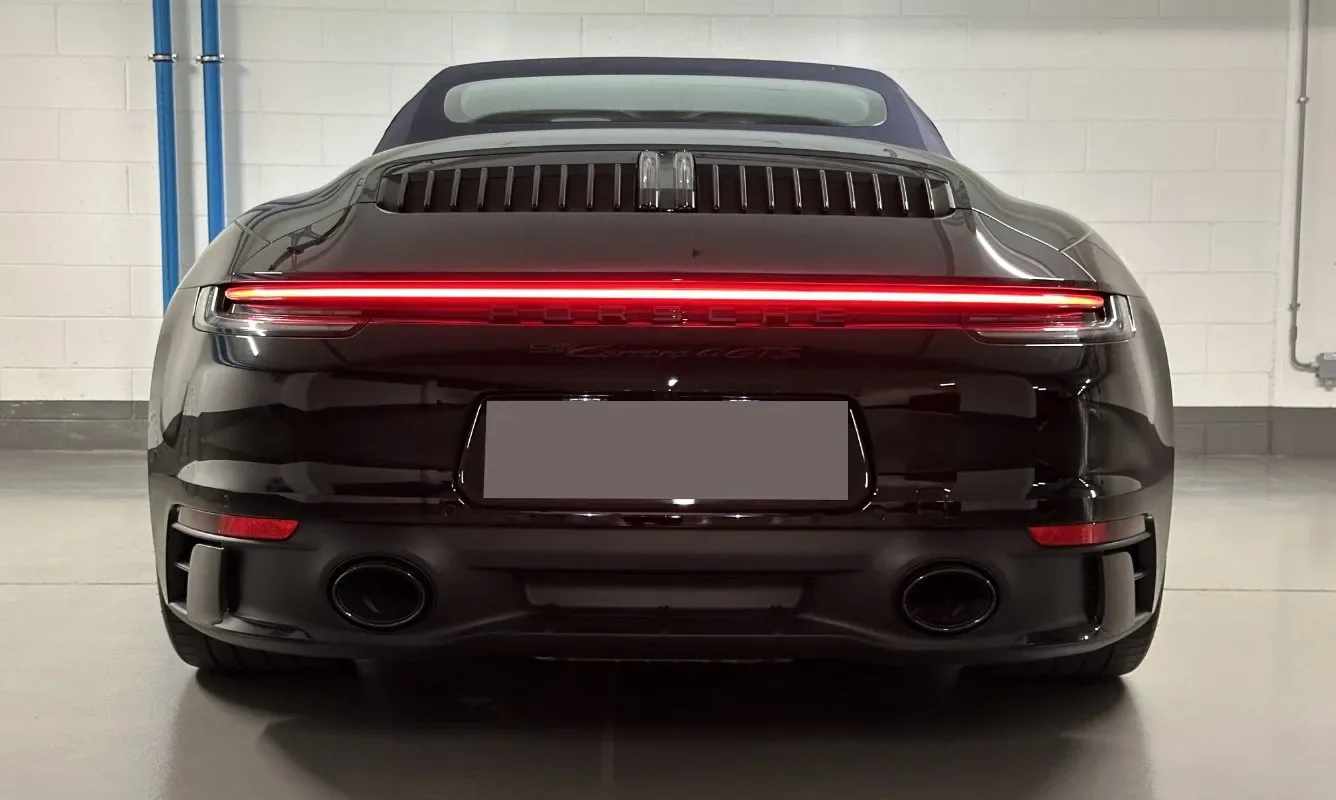 Porsche 911 Carrera 4 GTS Cabriolet — 8