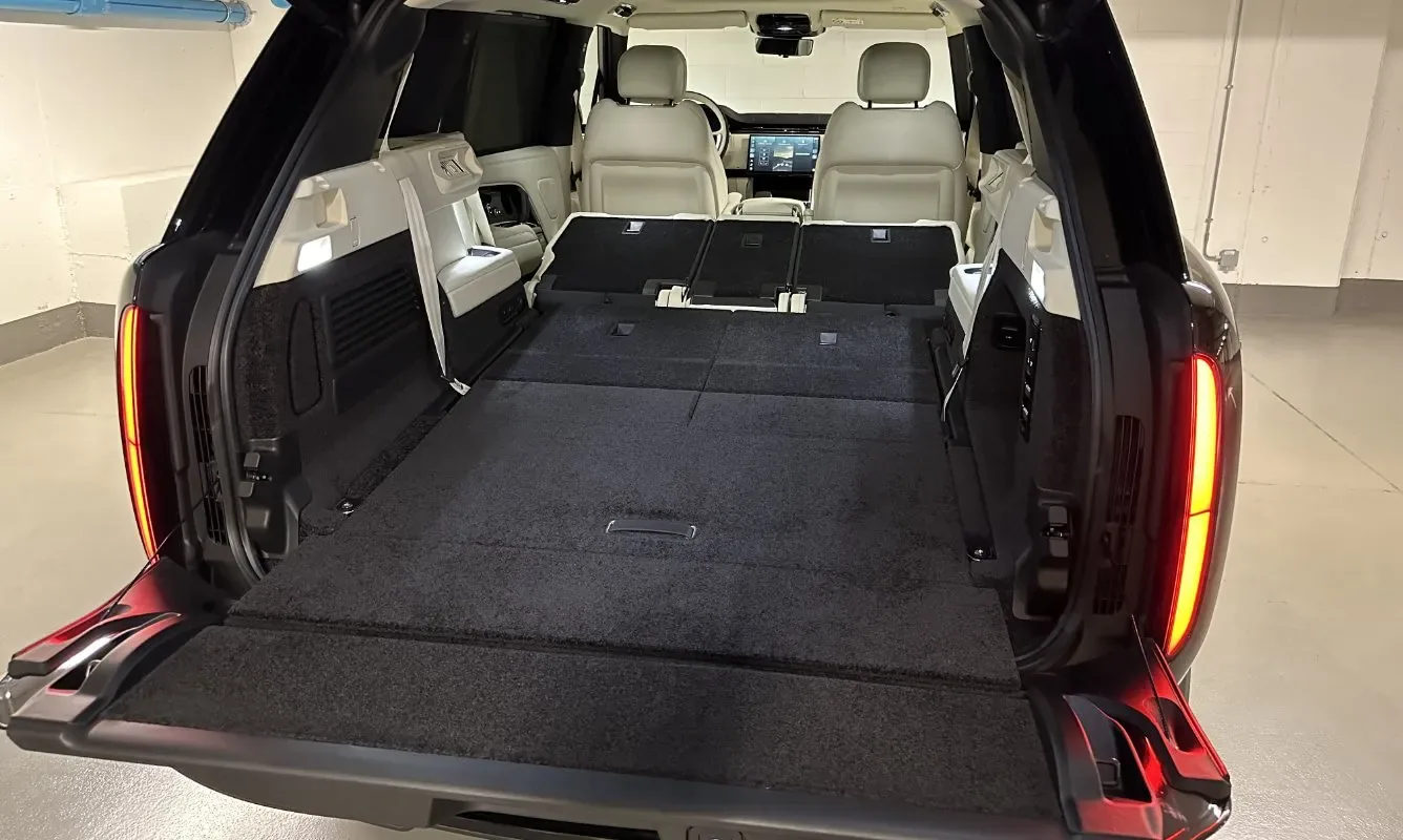 Range Rover LWB HSE D350 — 25