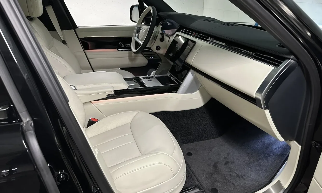 Range Rover LWB HSE D350 — 21
