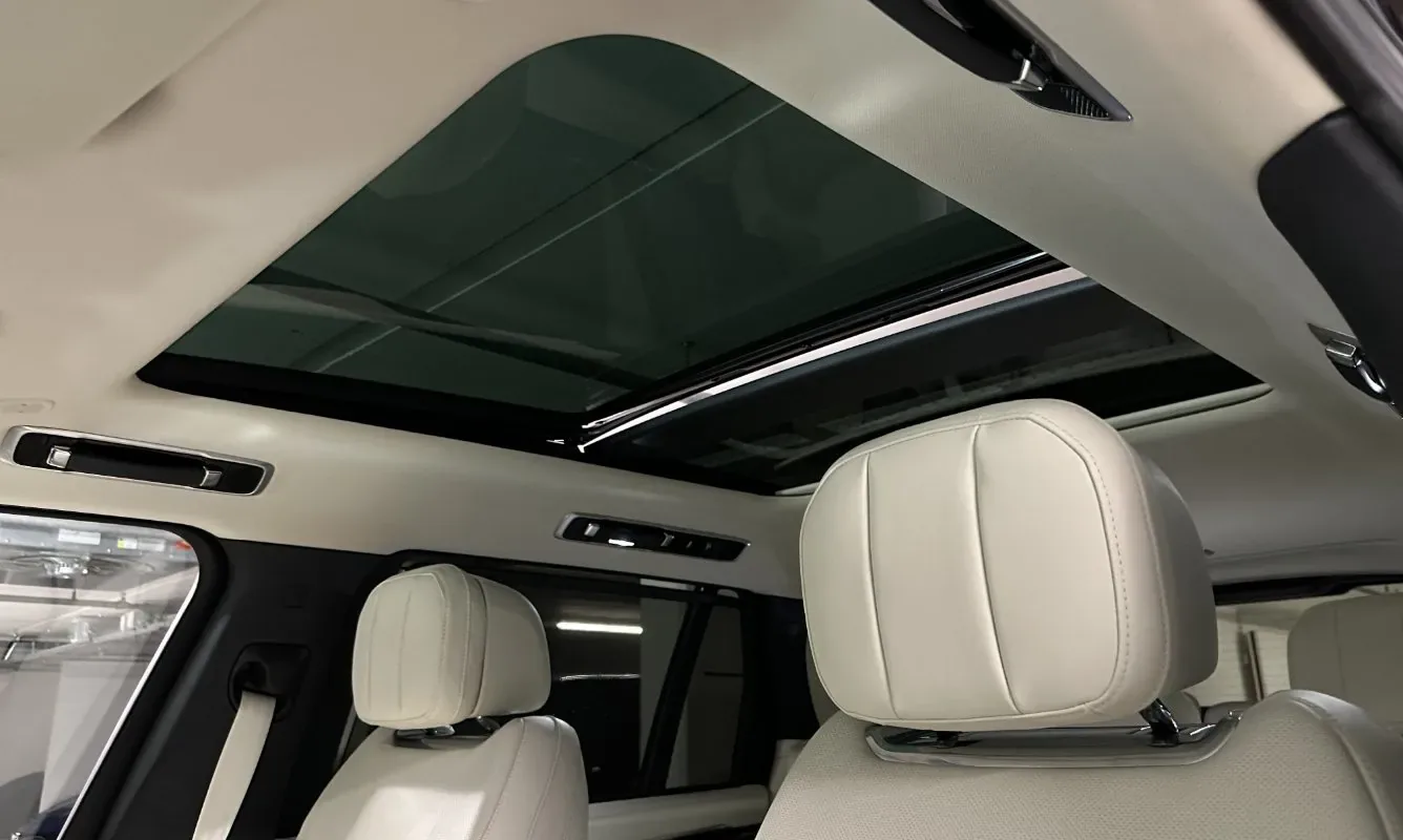 Range Rover LWB HSE D350 — 22