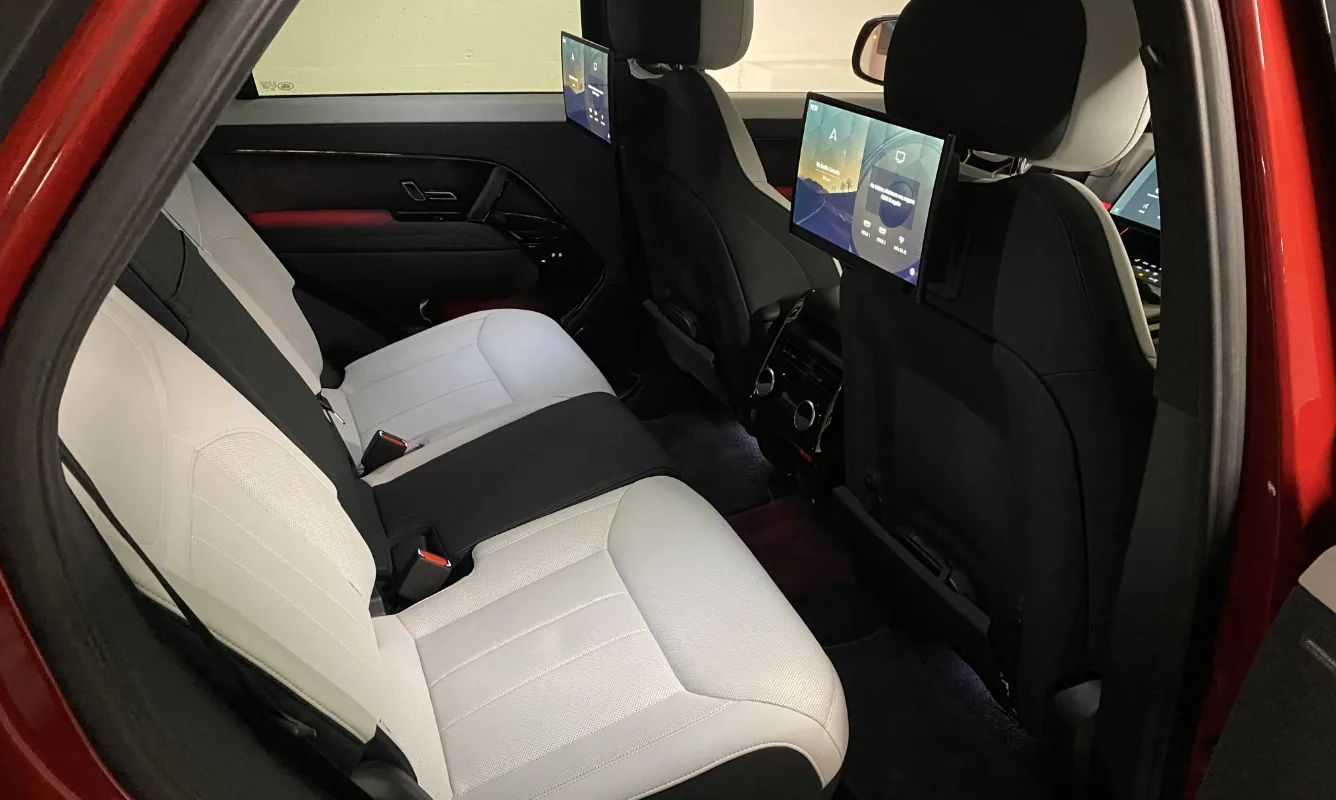 Range Rover Sport First Edition P530 — 10