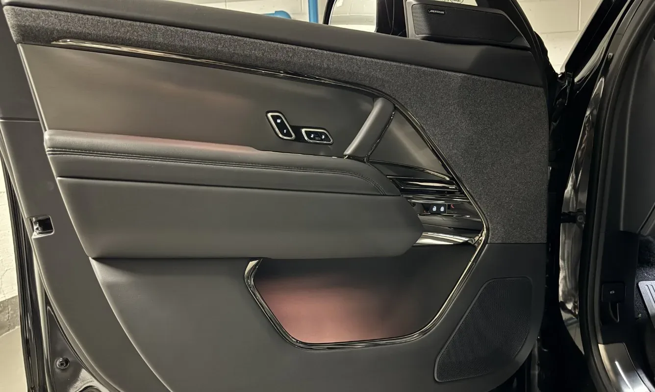 Range Rover Sport S D250 — 13