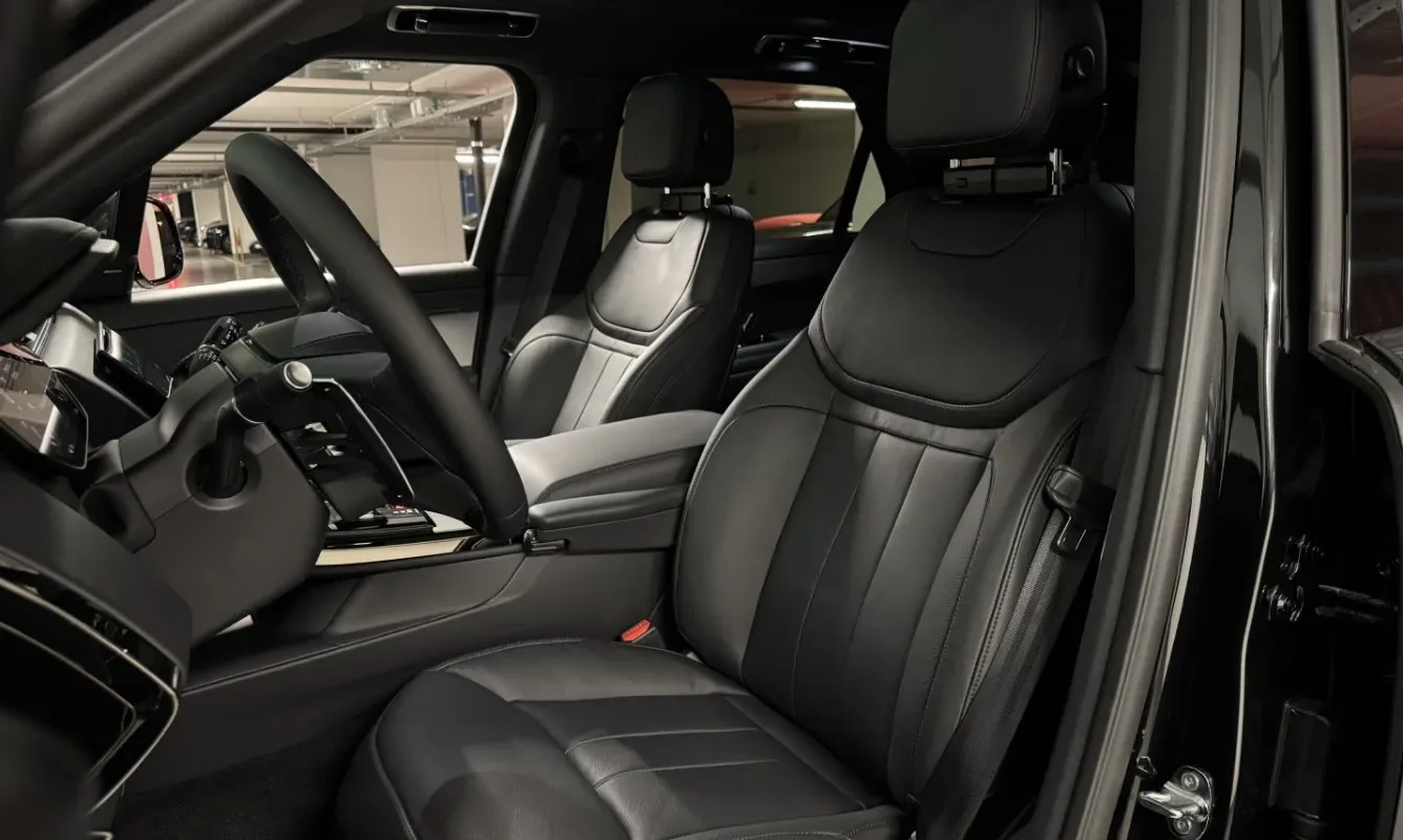 Range Rover Sport S D250 — 11