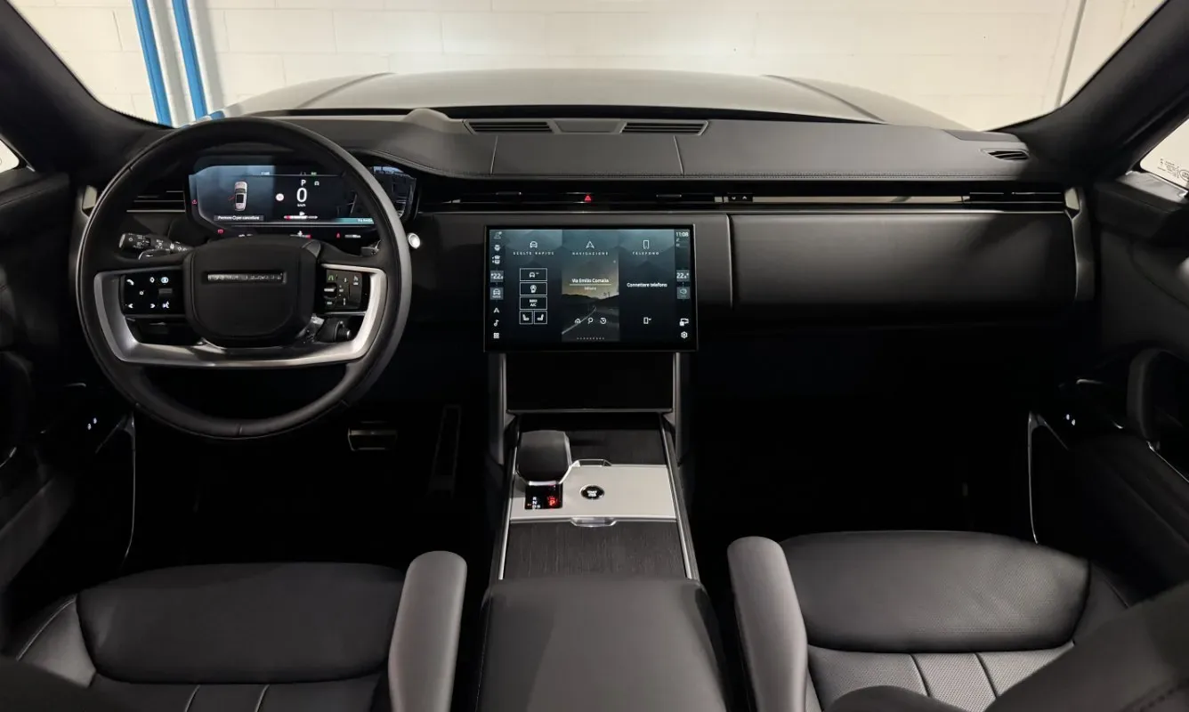 Range Rover Vogue HSE D250 — 9