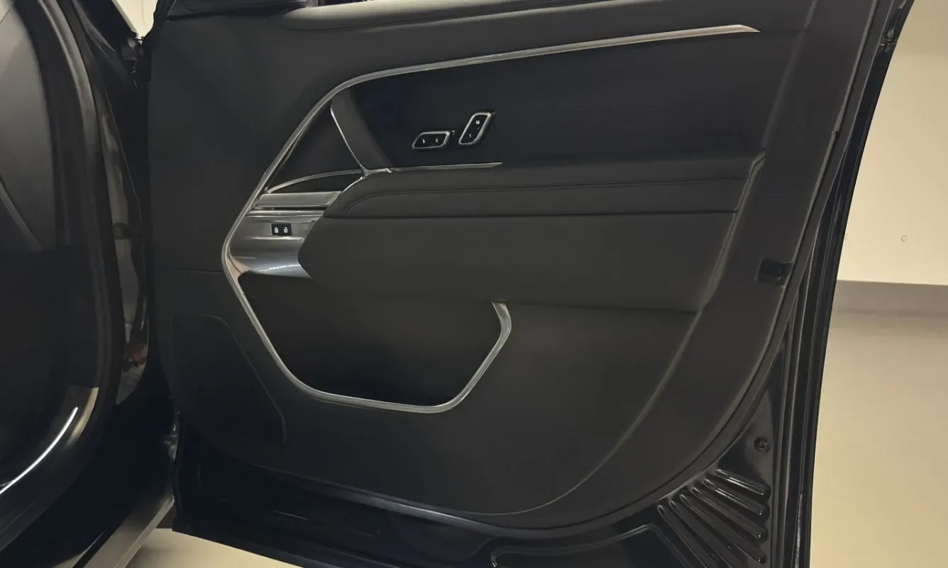 Range Rover Vogue HSE D250 — 16