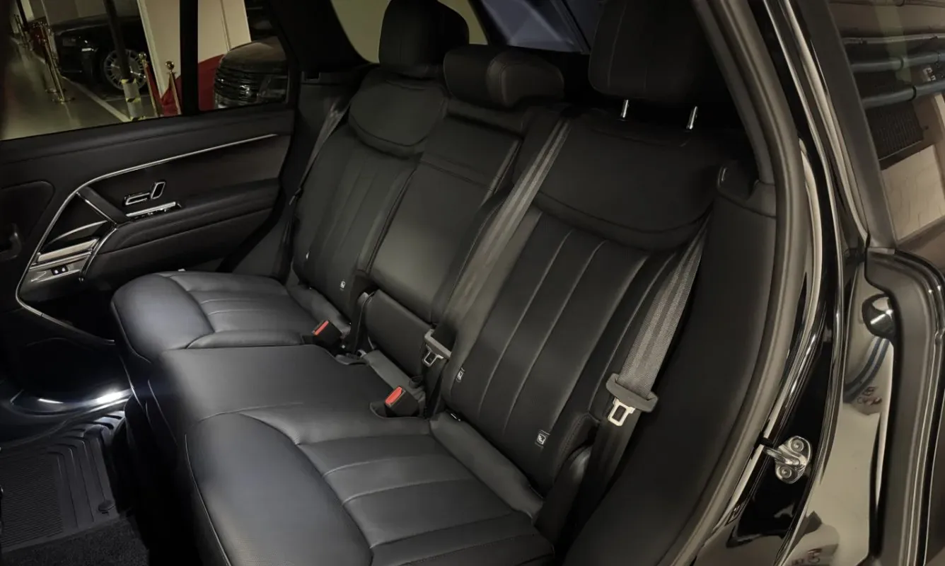 Range Rover Vogue HSE D250 — 15