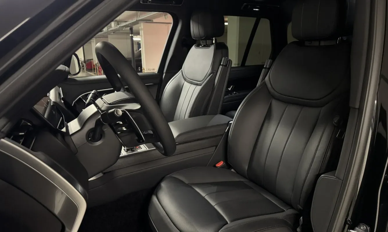 Range Rover Vogue HSE D250 — 14