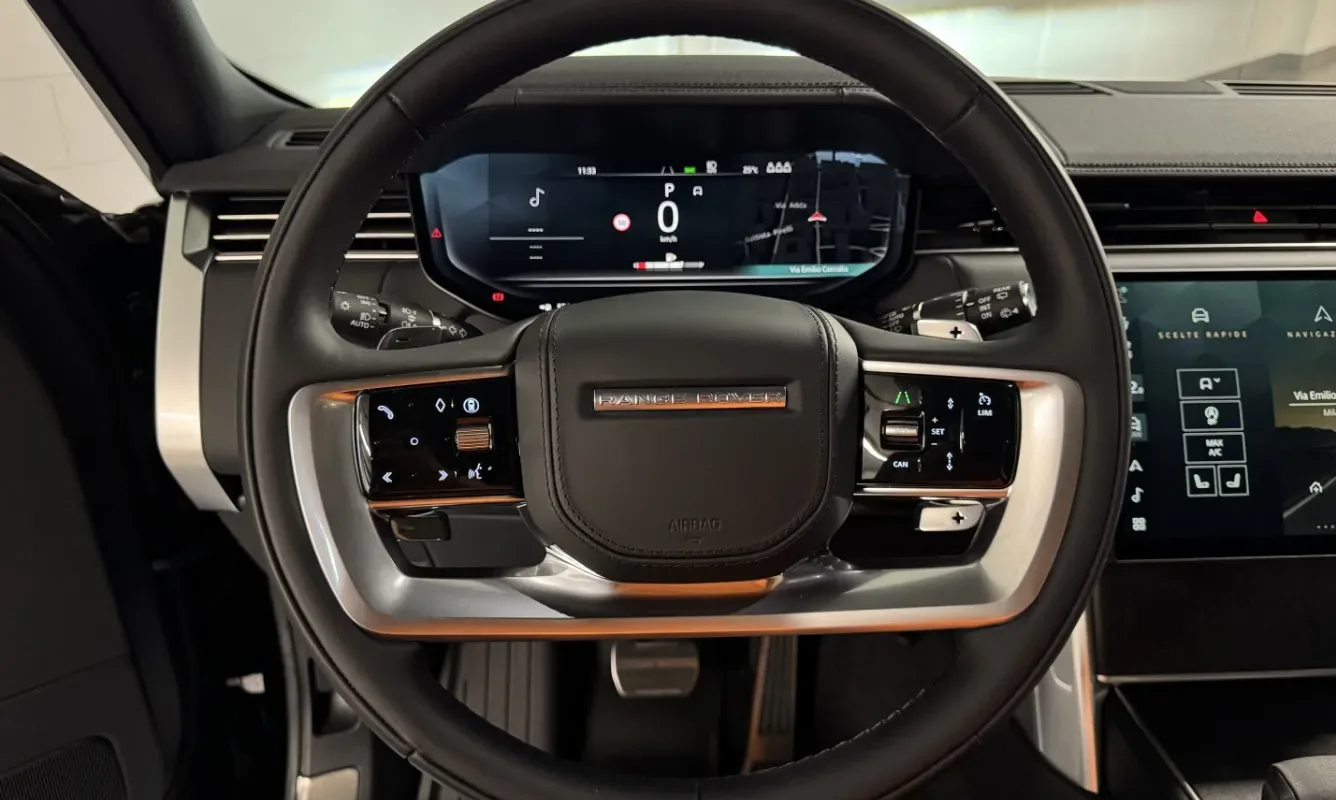 Range Rover Vogue HSE D250 — 11