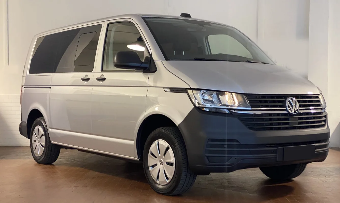 Volkswagen Transporter 9 posti